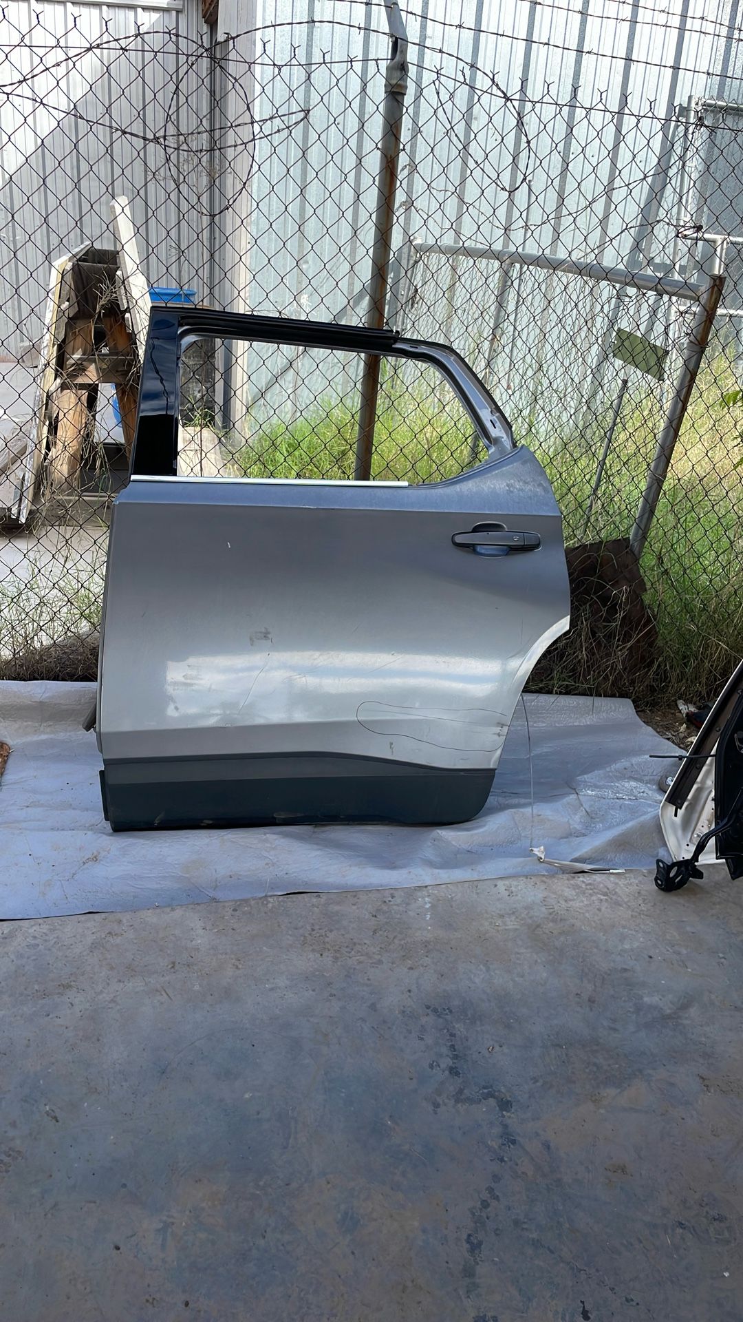 2018/24 Chevy Traverse Left Side Rear Door She’ll