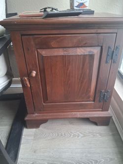 ISO: Ethan Allen wood side table