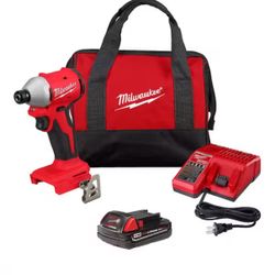 Milwaukee impact driver 1/4in Set