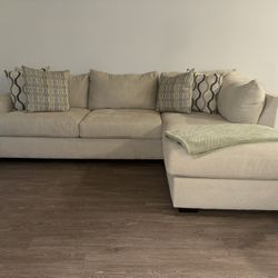 L Shaped Sectional 