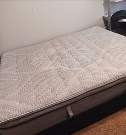Queen Mattress & Boxspring
