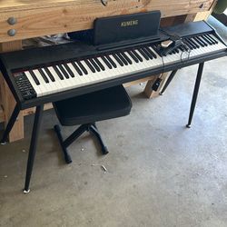 Keyboard with bench