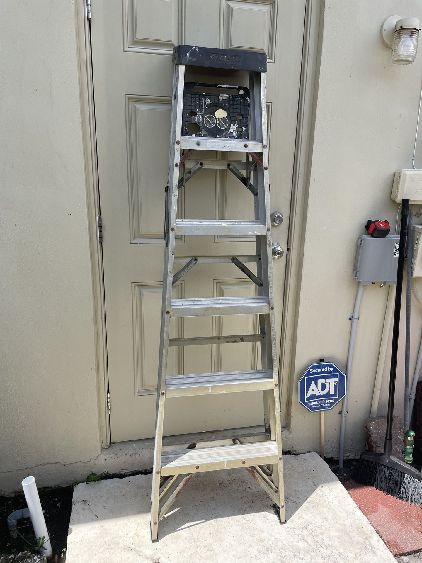 6 foot aluminum ladder