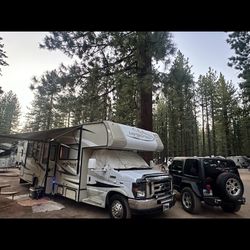 2014 Ford E-450 Super Duty  Leprechauns 