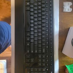 microsoft wireless 3050 desktop keyboard and mouse
