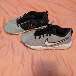 Nike Shoes 6.5