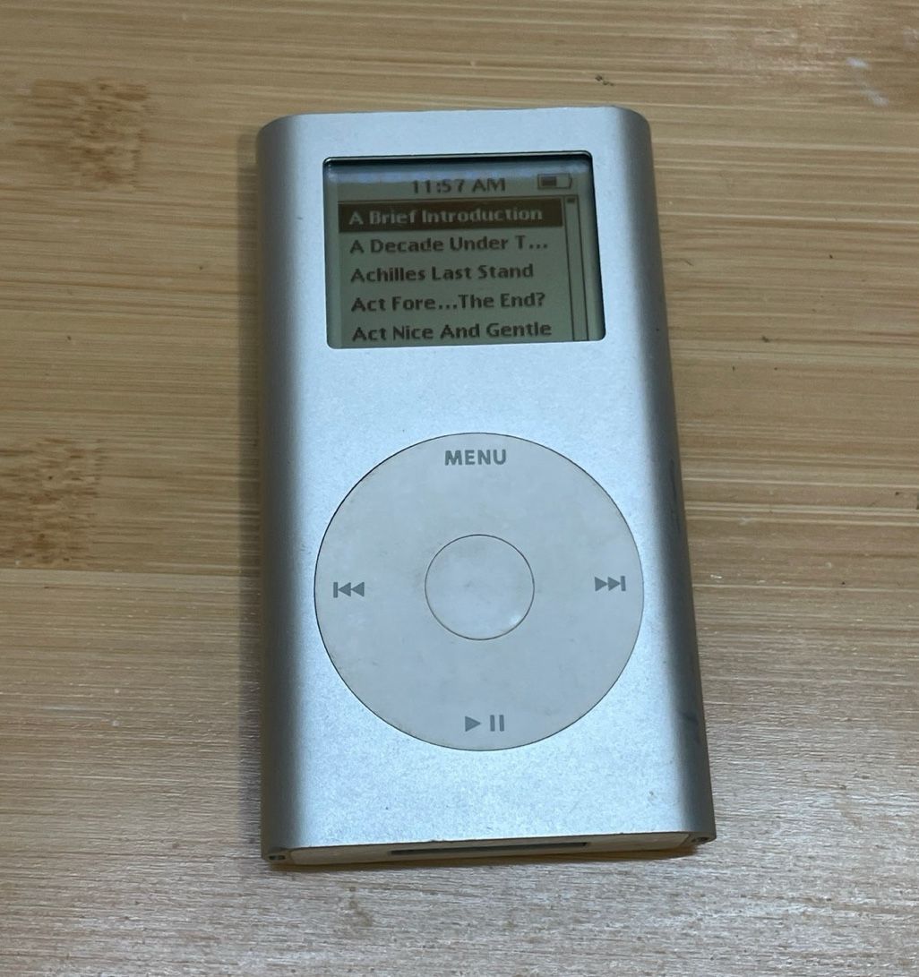 Apple iPod Silver A1051 - Works w/ Music