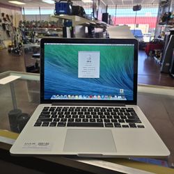 Apple Laptop A1502