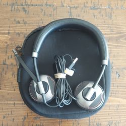 Plantronics Blackwire C725-Wired USB Headset Active Noise Canceling With Case