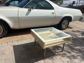 IKEA MAGIKER Glass-Top Coffee Table / Display Table – Discontinued IKEA Design – $65