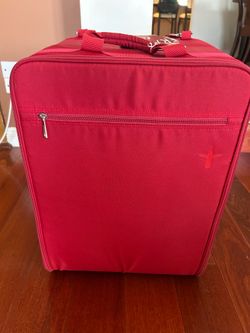 The Wine Check Rolling Wine Luggage