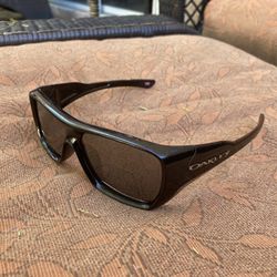 Oakley Chaminade Sunglasses