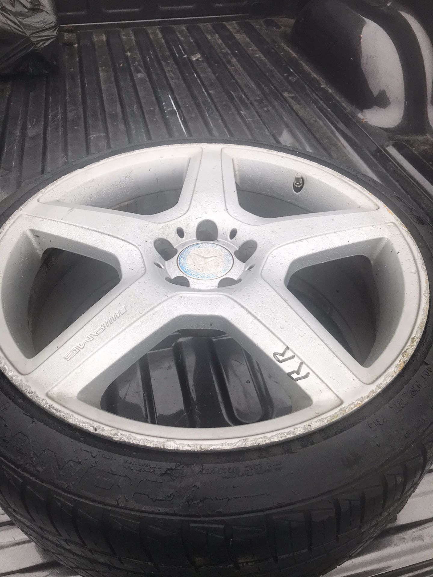 2010 to 2013 Mercedes-Benz S550 stock tires One rim has been repaired and rims Rubber is great rims are in good condition 255/35 ZR 20 $700