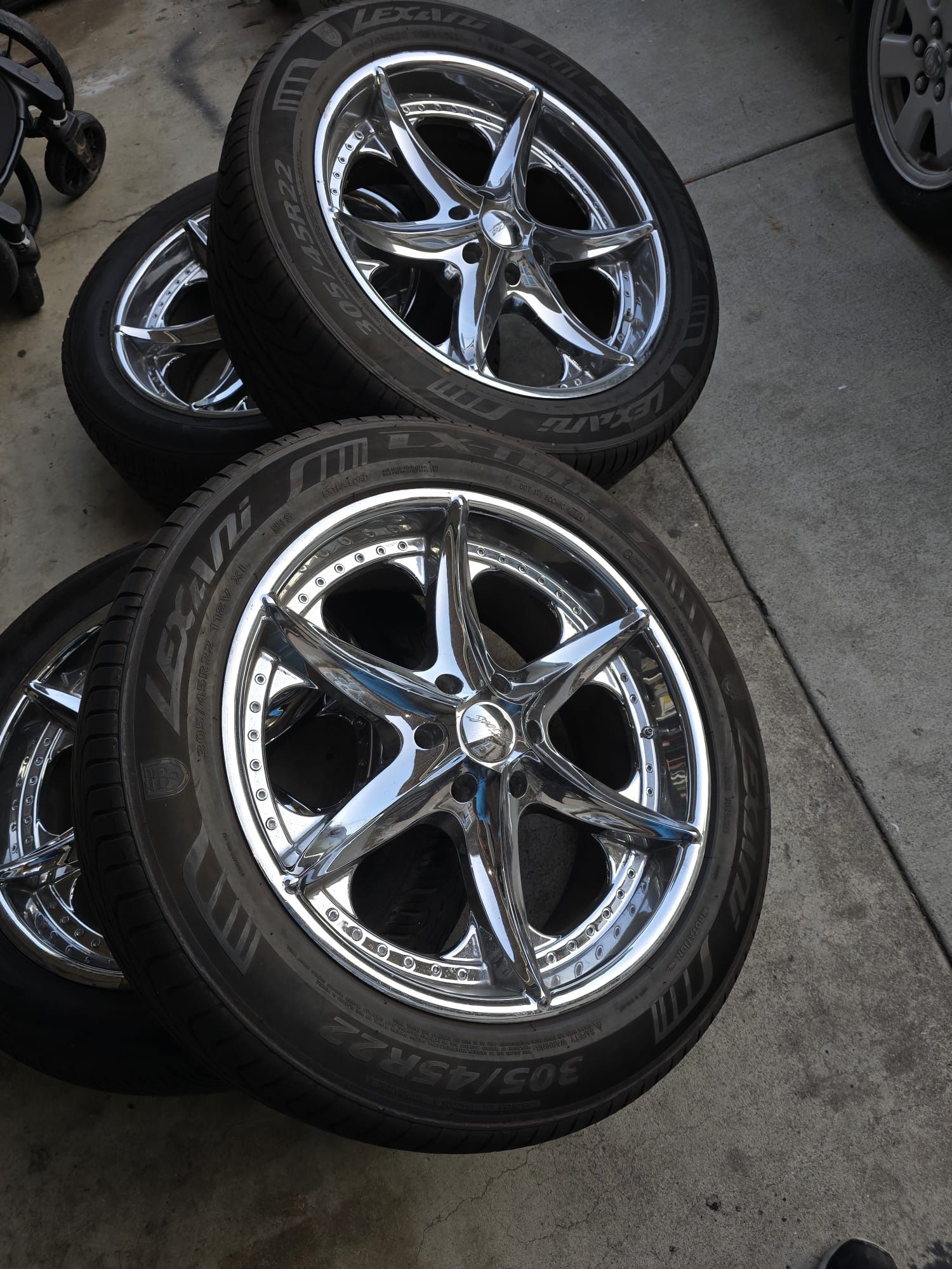 Silverado / Tahoe Yukon Tires