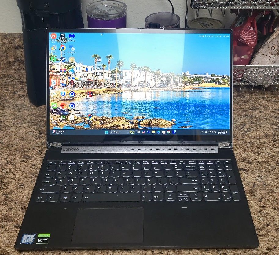 Yoga C940-15IRH. I7 -GTX1650 MAX Q -512 GB SSD