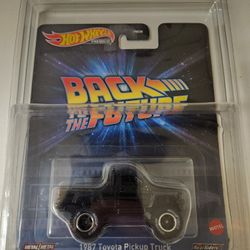 Hot Wheels Back To The Future 1987 Toyota Pickup Truck 