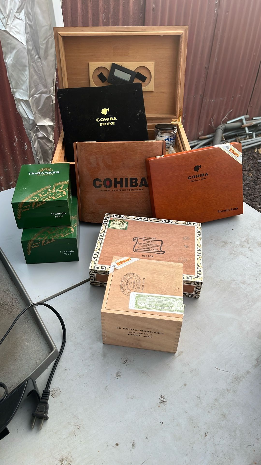 Cigar Boxes And Humador