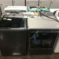 Maytag Top Load Washer/Dryer Set