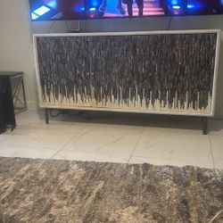 Beautiful Tv stand