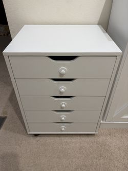 5 Drawer Wood Cabinet