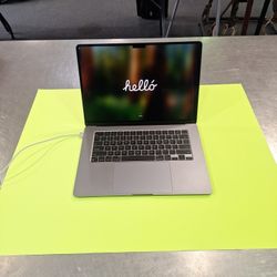 Apple Macbook Air 2024 
