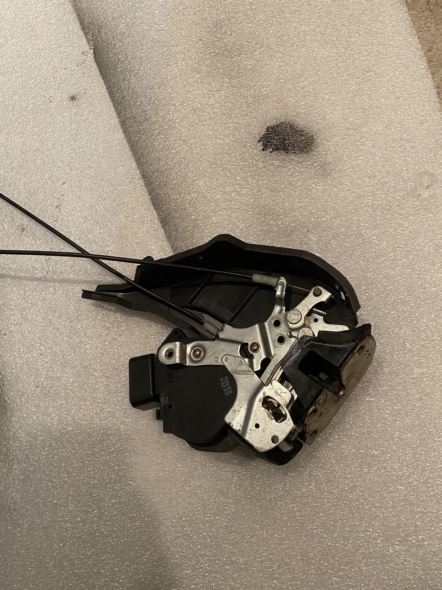 Lexus is300 passenger rear door lock actuator with cables and interior handle