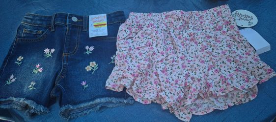 Girls shorts  size 6