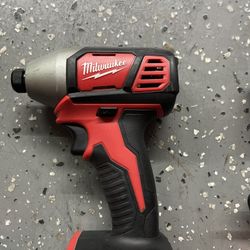 Milwaukee M18 Impact Driver 