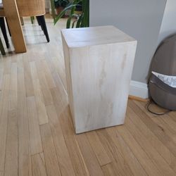 End Table / Stand