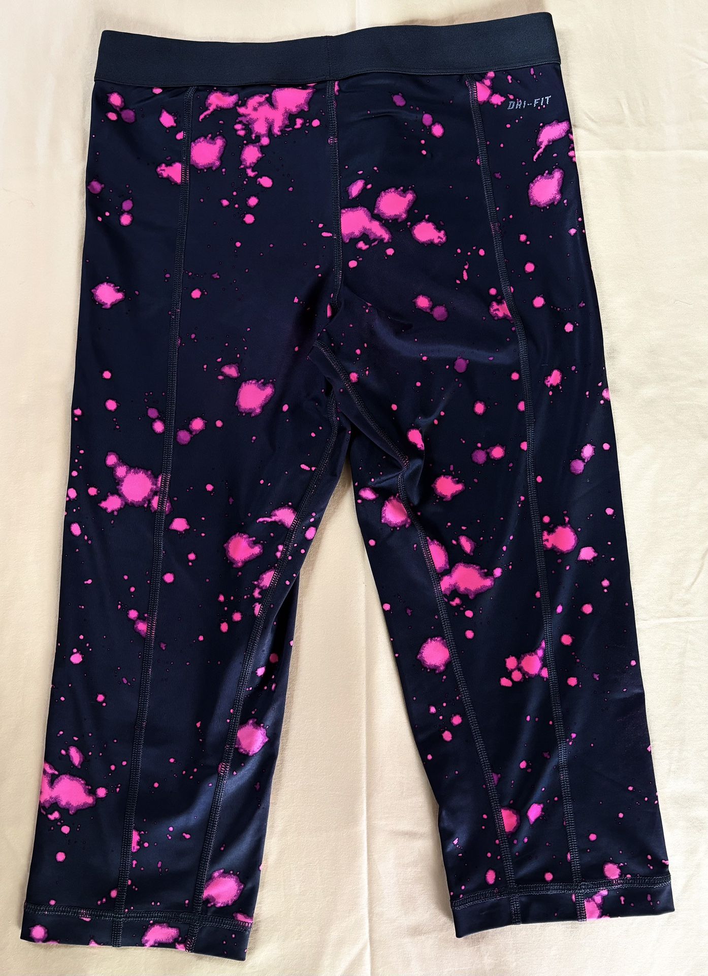 Nike Capri Leggings Size Medium M