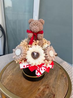 Hand-Poured Floral Soy Candle Bouquet - Unique Mother’s Day Gift