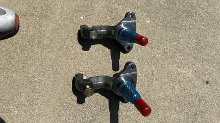 1(contact info removed) GM Stock Spindle (Pair)
