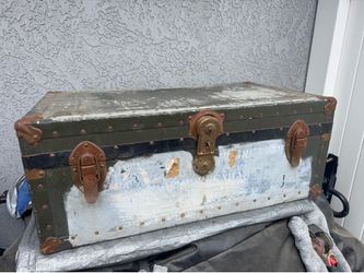 Vintage Military Chest