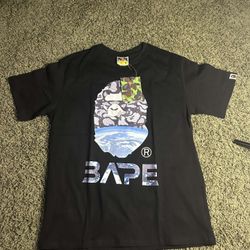 BAPE TEE SIZE MEDIUM 