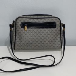 Authentic Gucci GG Vintage Crossbody Bag 