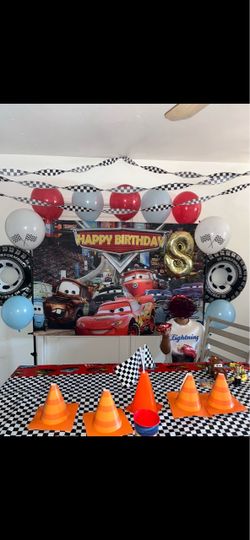 🏁🏎️⚡️Lightning McQueen 🎈Birthday Decorations 🎂🎈🎉🥳 (ESCONDIDO)