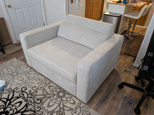 Thomasville Sleeper Loveseat