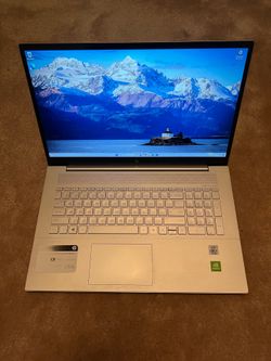 hp envy 17m-cg0013dx i7 , 12gb ram , 512gb SSD Nvidia mx330 laptop