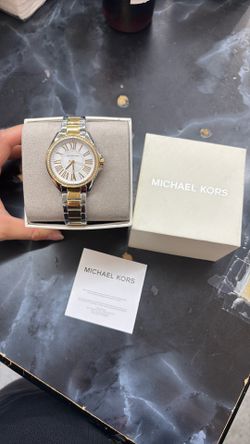 BRAND NEW Michael Kors Watch