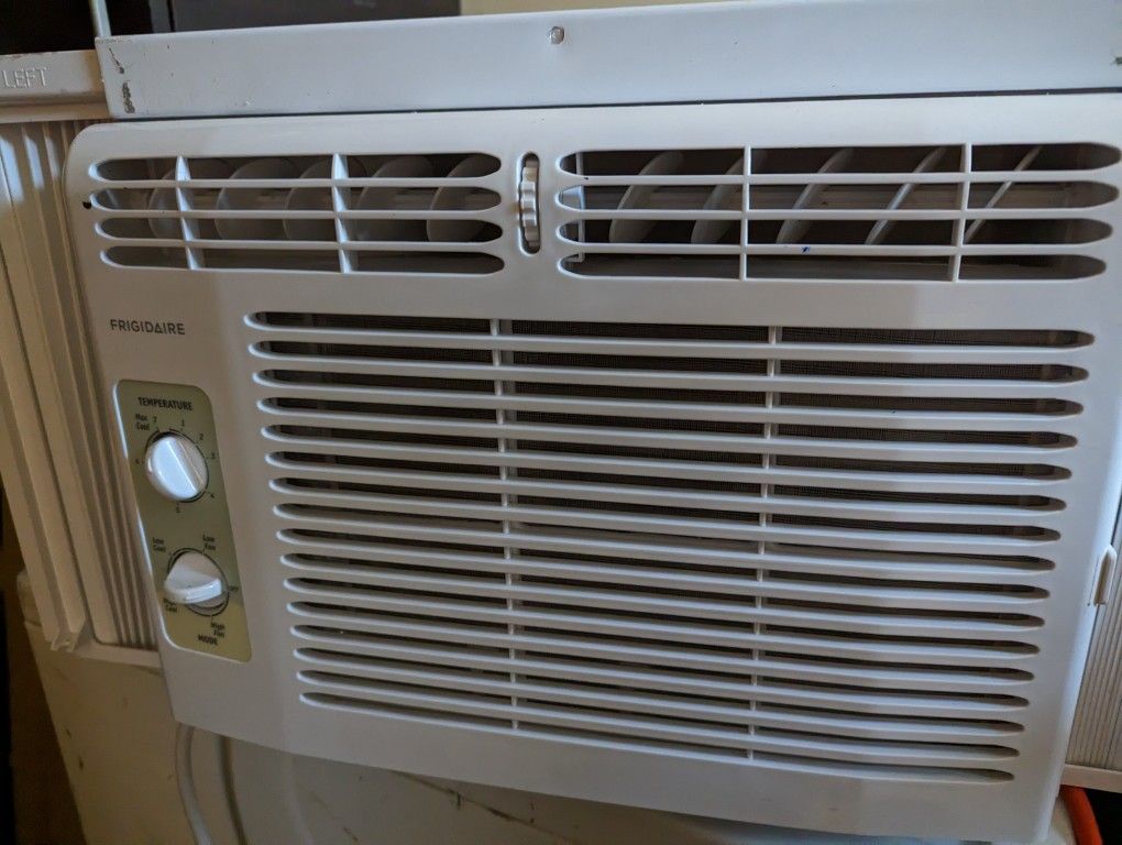 5,000 Btu Air Conditioner