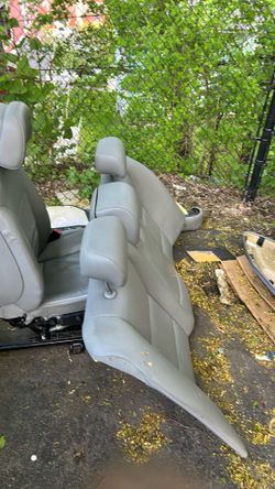 A 2010 528XI BMW for sale