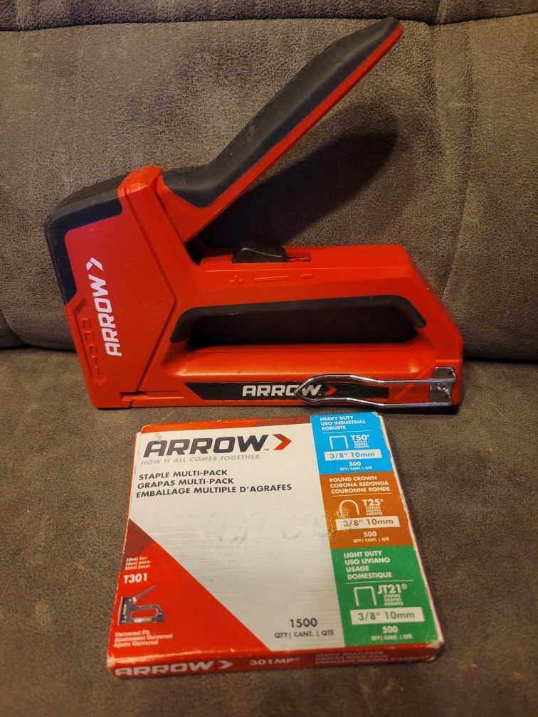Arrow T501 Staple Gun with Multi-Pack 3/8" 10mm