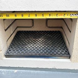 Glass/Ceramic Kiln in Excellent condition. New, Only Used A Few Times!