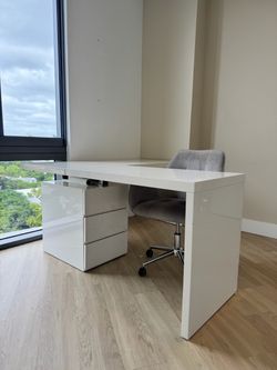 Modani White L Shaped Desk