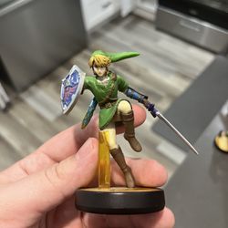 Super Smash Bros Amiibo(s)