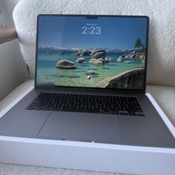 MacBook Air M3 – 15-inch | 16GB RAM | 256GB SSD | 2024 Edition l 10GPU