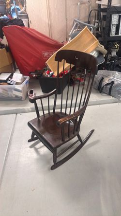 Nichols & stone Company wooden vintage rocking chair