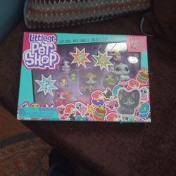 Littlest Pet Shop LPS Lucky Dozen