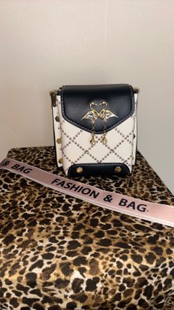 Purse w/ accessories