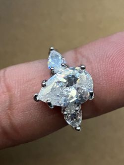 2 Carat Moissonite Ring Size 6